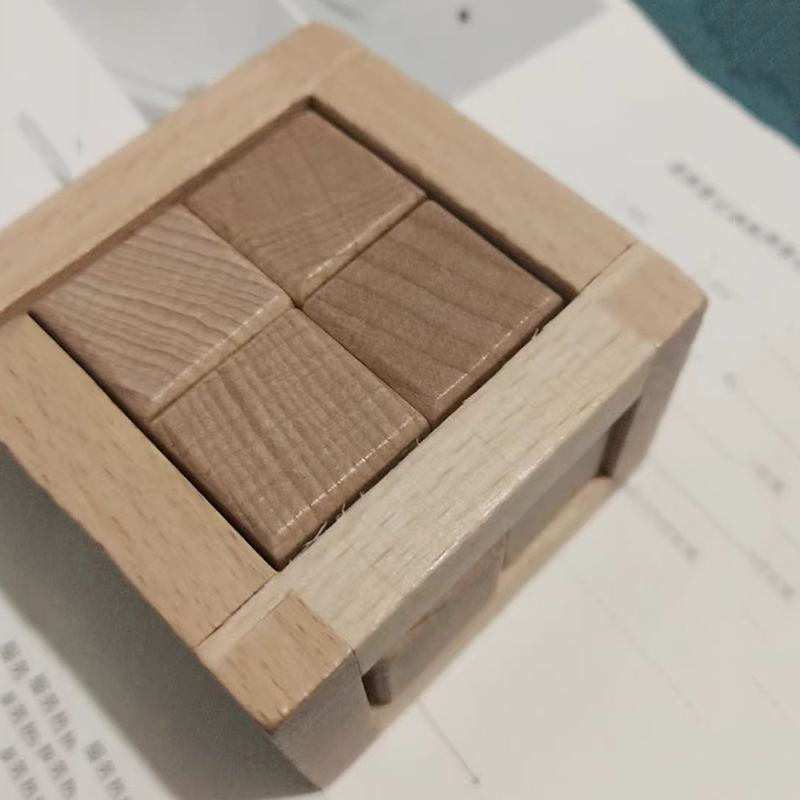 Woodworking Game - 教育用解体玩具 インターロッキングパズルキューブ 木製頭脳ゲーム 大人子供向け IQテストゲーム クリエイティブギフト